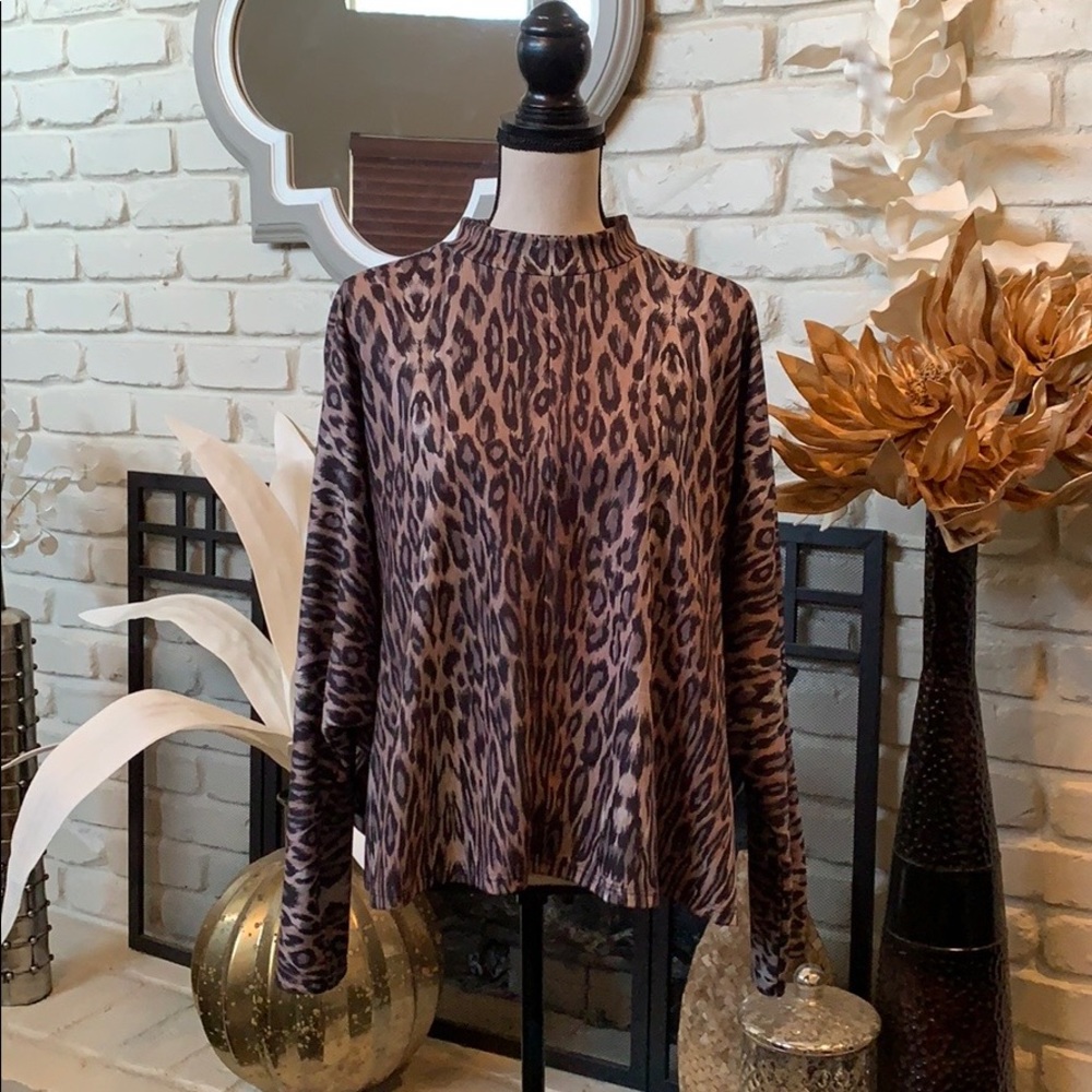 ZARA beautiful animal print blouse!
